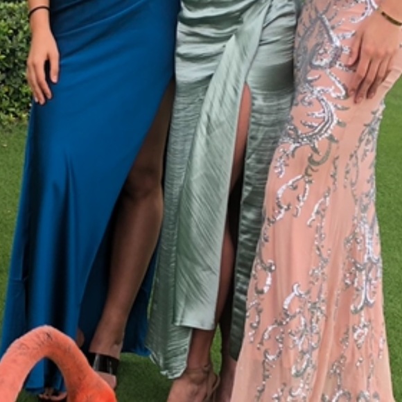 ASOS gown - Picture 5 of 7